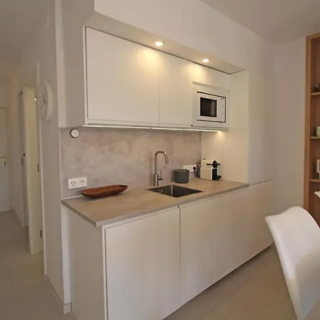 Basic Comfort Muga Park 0116 * Empuriabrava