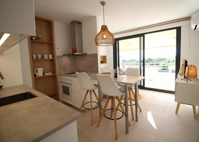 Basic Comfort Muga Park 0116 * Empuriabrava